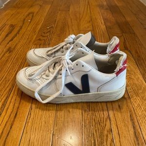 Red white and blue Vejas! Womens size 8